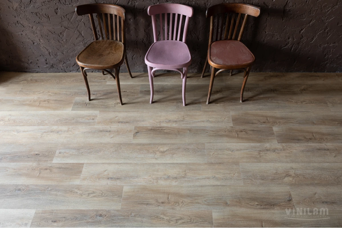 15783 Дуб Амберг