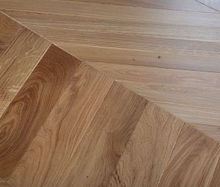 Паркет Елка Французская Lab Arte Chevron Дуб Натур лак 700/610х90х15/3/ 45° в магазине напольных покрытий «Стильный пол»