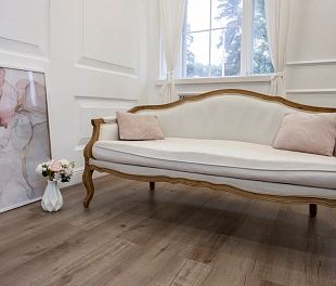 Кварцвинил Усовершенствованная кварц-виниловая LVT плитка DAMY FLOOR Family Дуб Изысканный