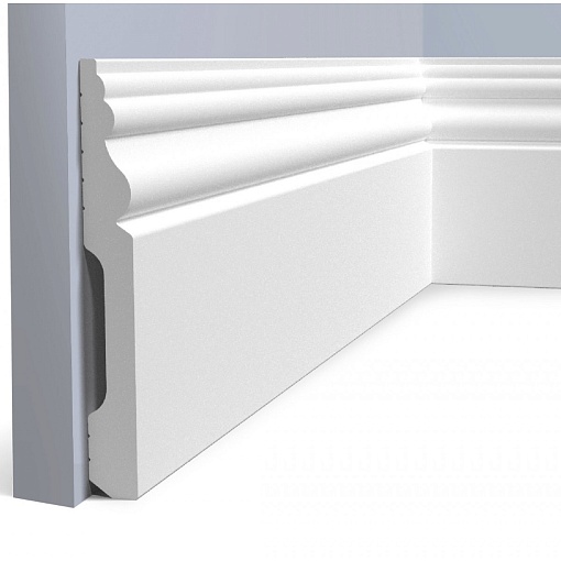 Плинтус HIWOOD B126