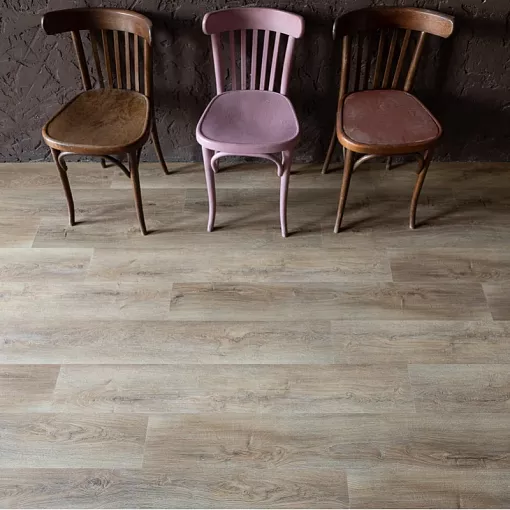 15783 Дуб Амберг