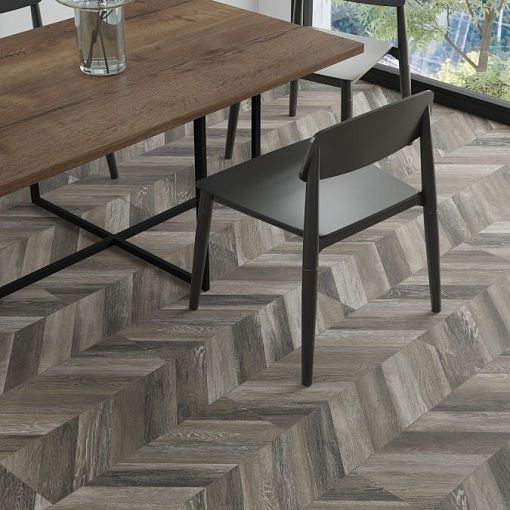 Ламинат Egger 8 mm 33 Large Дуб Кестинкорт Шоколад EPL240F4CL