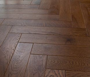 Паркет Елка Английская Lab Arte Angle Дуб Натур Табак лак 500х150х14/3 в магазине напольных покрытий «Стильный пол»