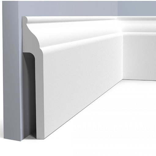 Плинтус HIWOOD B150