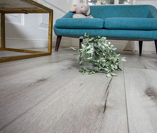 Кварцвинил Усовершенствованная кварц-виниловая LVT плитка DAMY FLOOR Family Дуб Классический Серый