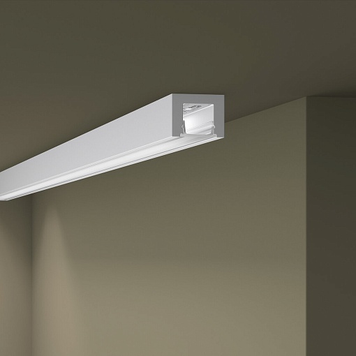 Плинтус NMC IL12 WALLSTYL